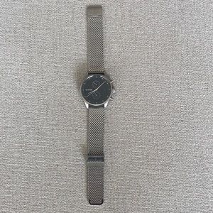 Never worn, men’s MVMT silver watch
